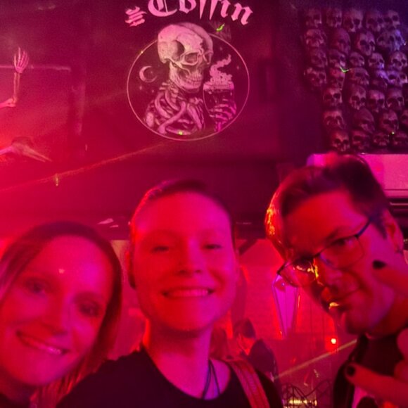 Meet your Posher, Jay - Picture 4 of 9